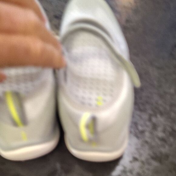 Lands' End Gray Sneakers Breathable Cushioned Comfort - Picture 4 of 6